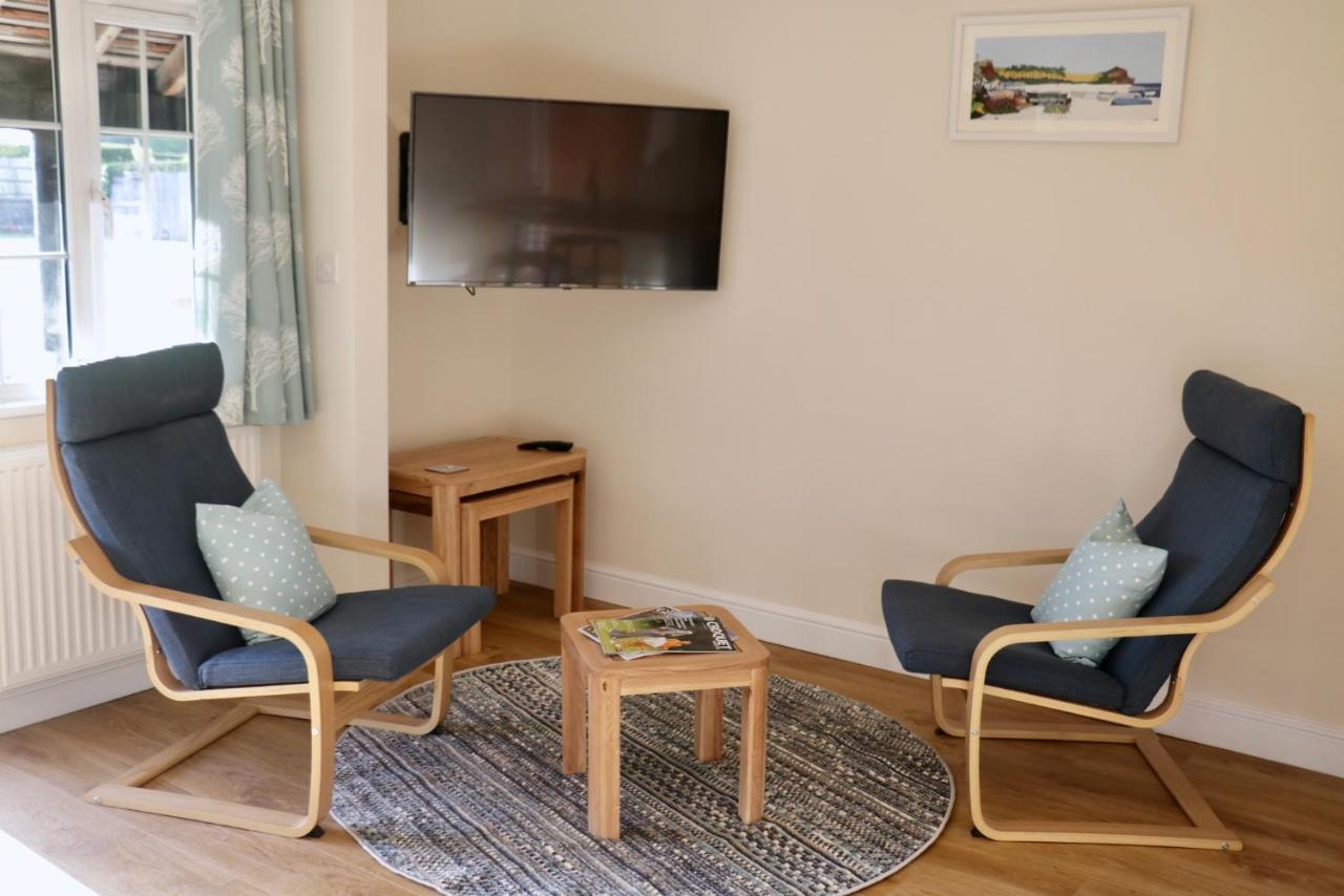 Lawnside 2 Apartment Budleigh Salterton Bagian luar foto